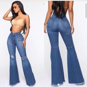 NWT Fashion Nova Extreme Bell 🛎 Jeans